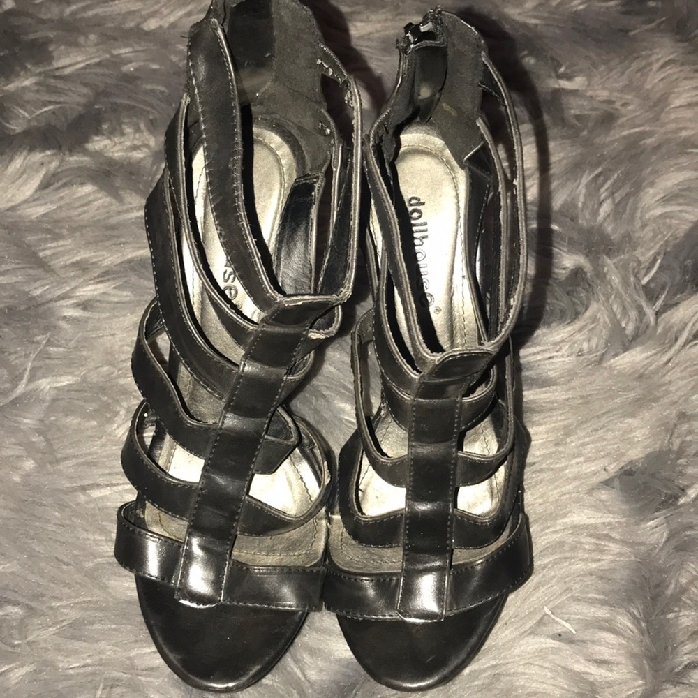 Black Dollhouse wedges